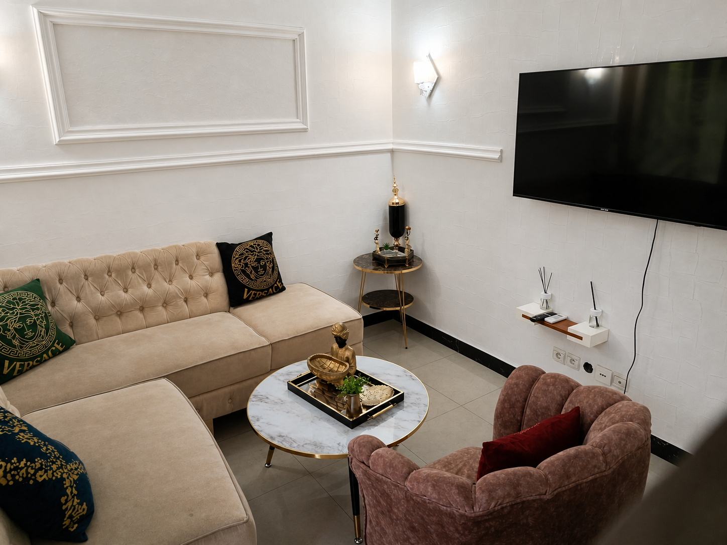 Appartement meublé  2 chambre salon